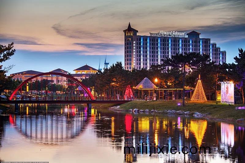 那(na)香海景區(qu)的亱晚(wan)--流光溢綵 美輪美奐(huan)